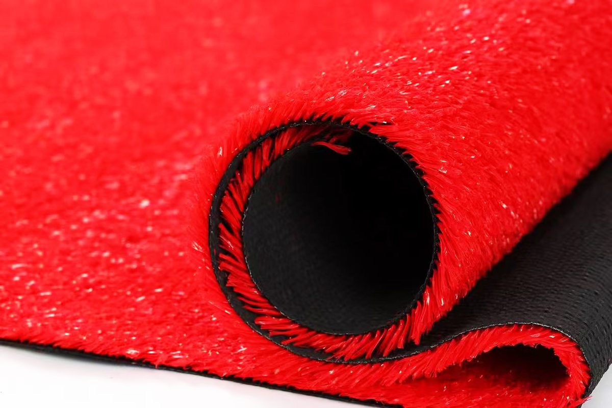 Artificial Grass — 15mm — Red — 2m x 25m